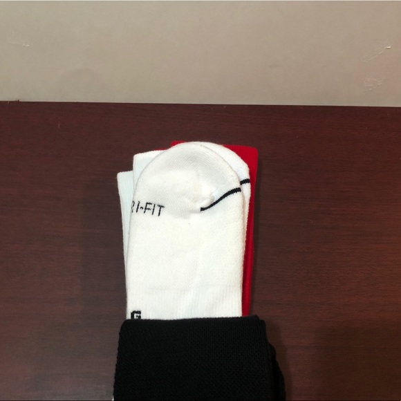 Jordan Everyday Max, 3 Pack Crew Socks, Large - Picture 6 of 13